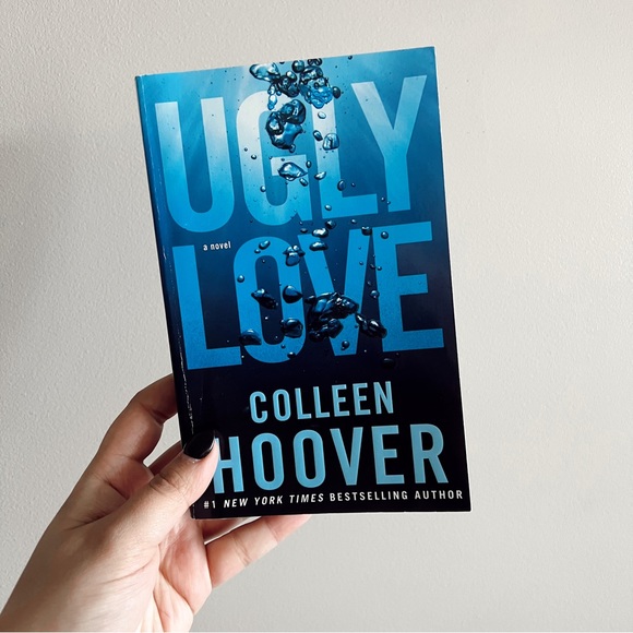 Book - Ugly Love by Colleen Hoover - Picture 1 of 4